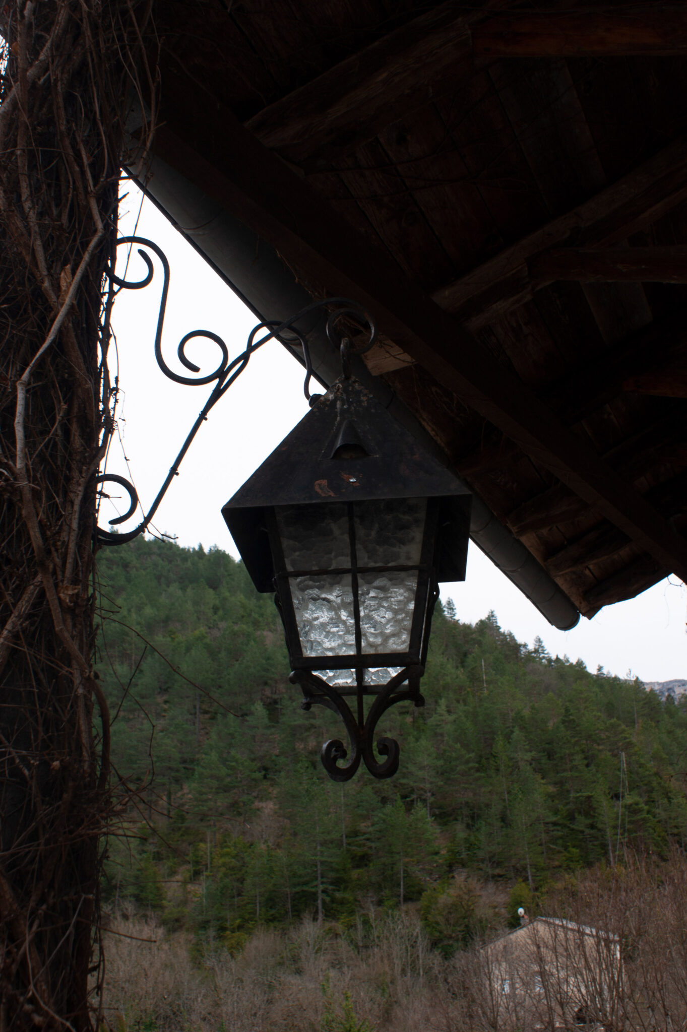 Rénovation d'une maison de village et création d'une terrasse tropézienne