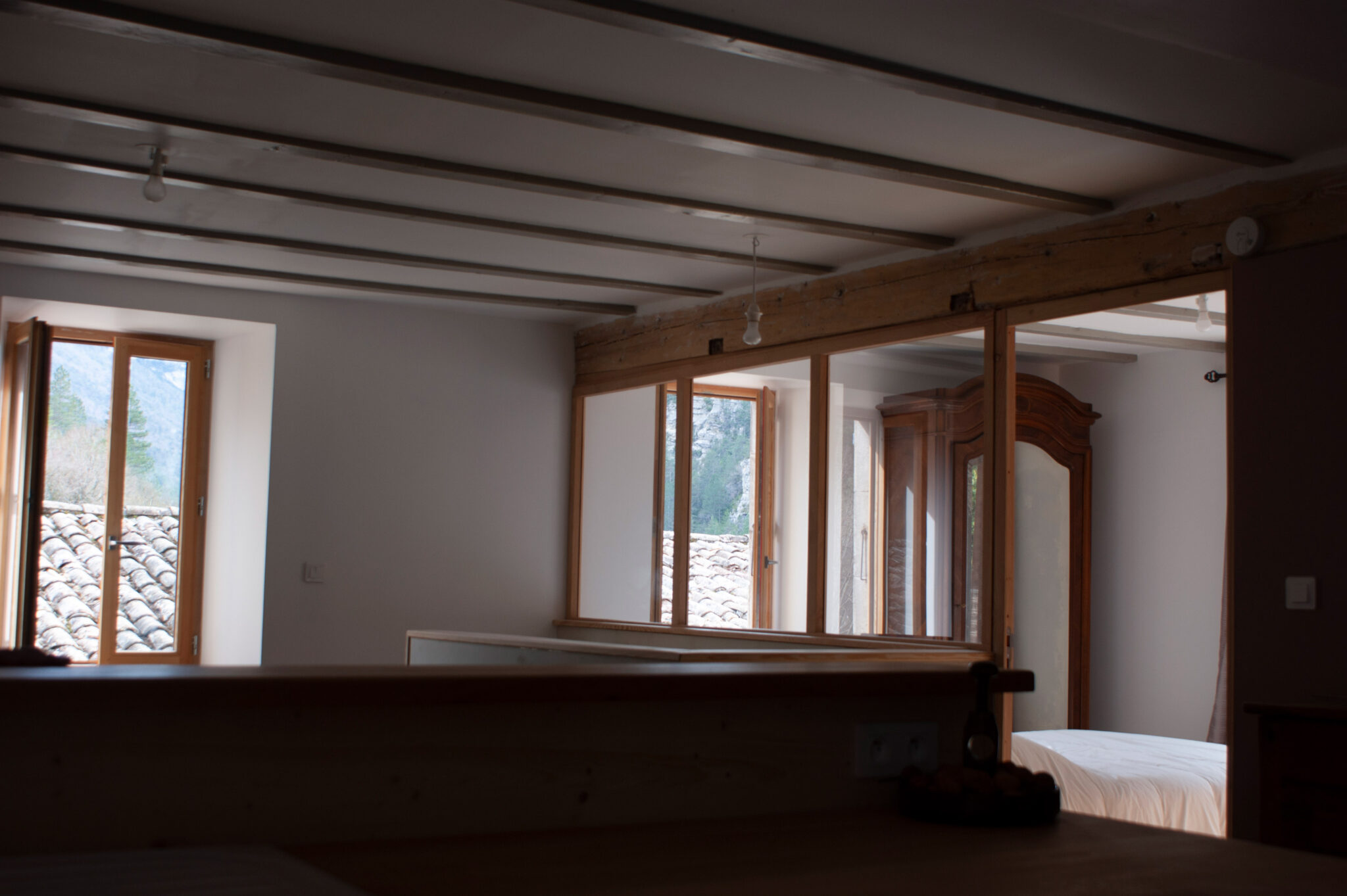 Rénovation d'une maison de village et création d'une terrasse tropézienne