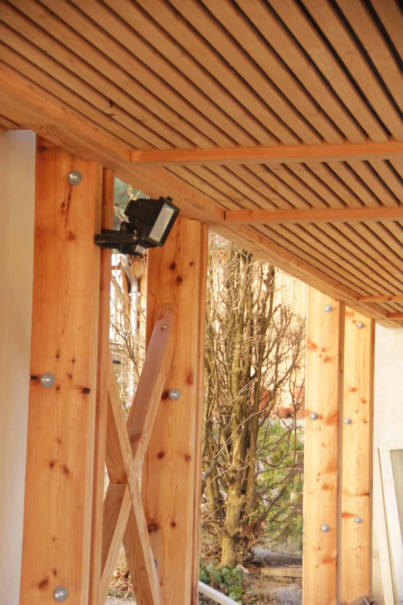 Extension d'une maison dans une grange